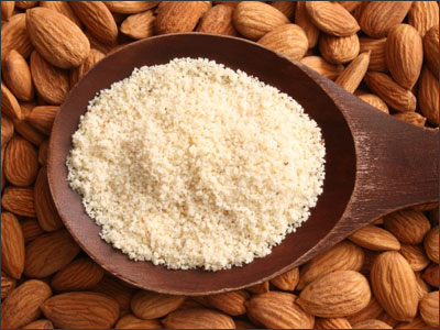  BỘT GELATIN, HẠNH NHÂN, CACAO...